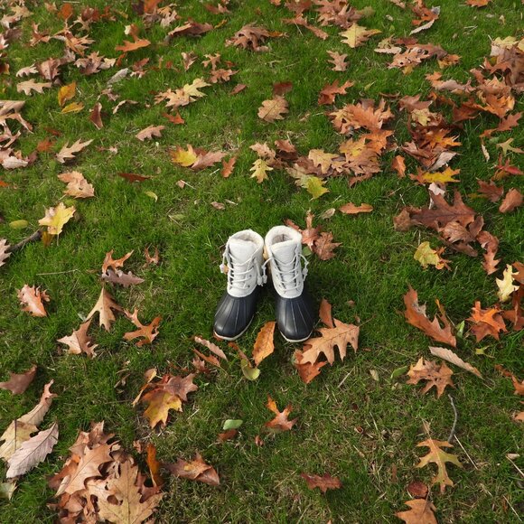 Sperry Saltwater Winter Lux Leather Duckboot - Picture 7 of 9